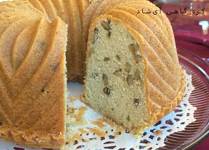 کیک گردویی خانگی یکی از کیک های محیوی خانگی در ایران